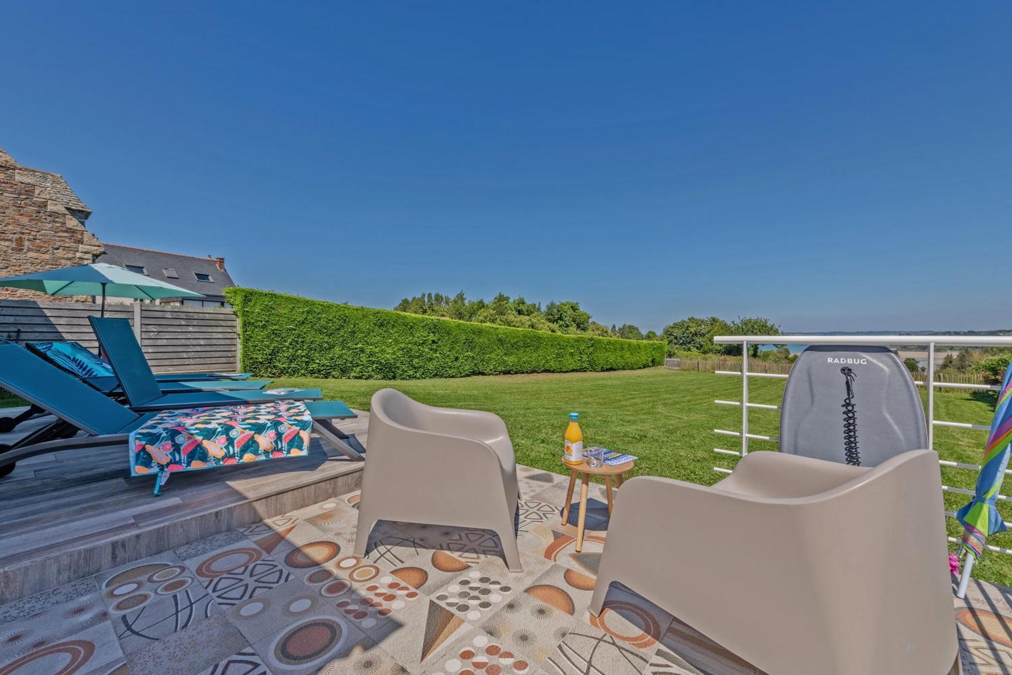 Villa - Vue Mer - 800M De La Plage Locquirec Exterior photo