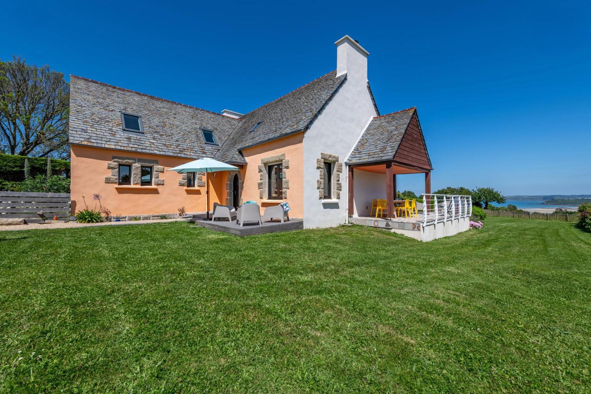 Villa - Vue Mer - 800M De La Plage Locquirec Exterior photo